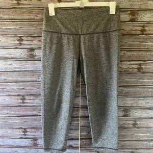 VSX Sport Cropped Leggings Size‎ L